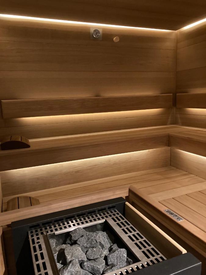 HAHNENKAMM SUITE DELUXE Wellnes&Ski-In/Ski-Out Kitzbühel Eksteriør bilde